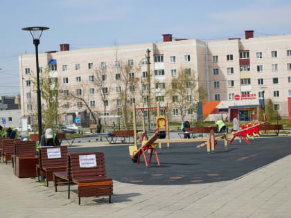 В скверах Южно-Сахалинска наводят порядок