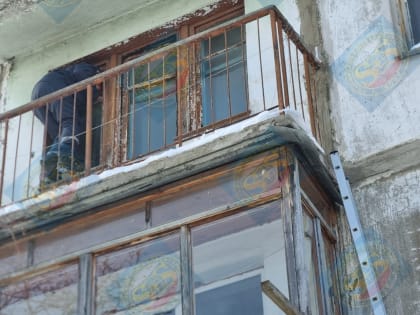 В Южно-Сахалинске спасатели помогли медикам добраться до пациентки