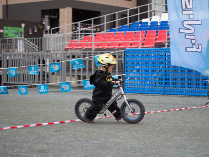 Более 80 юных сахалинцев приняли участие в праздновании Дня велосипедиста
