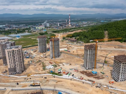 Губернатор Лимаренко и мэр Надсадин проинспектировали первую очередь "Уюн парка"