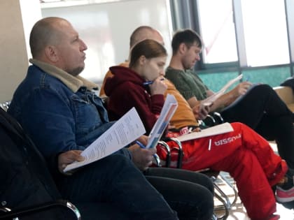 Тренерам «Кристалла» рассказали об антидопинговых правилах