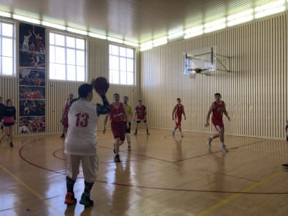 Лучших баскетболистов определили в Охе в Рождественском турнире