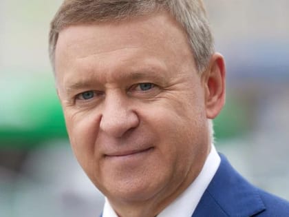 Мэр Сергей Надсадин поздравил южносахалинцев с Днем Весны и Труда