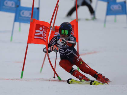 Серебро в командных стартах по горнолыжному спорту на «Детях Азии» завоевали сахалинцы