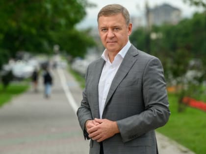 Сергей Надсадин поздравил южносахалинцев с Днем семьи, любви и верности