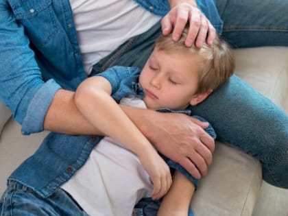 Дети стали чаще болеть острыми кишечными инфекциями в Сахалинской области