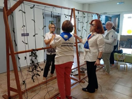 Островные рукодельницы создают защитные изделия для спецоперации