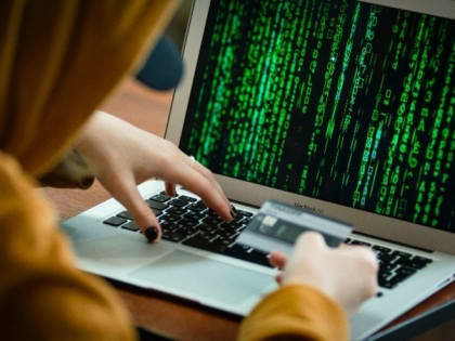 Более 8 млн рублей отдали мошенникам жители Сахалинской области за две недели