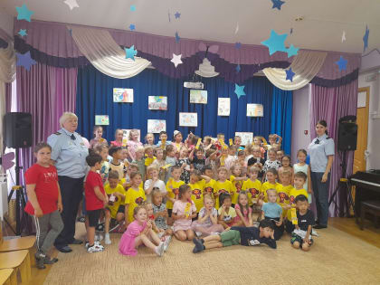 12 июля 2023 года было проведено мероприятие на противопожарную тематику в МАДОУ Центр развития ребенка - Детский сад № 44 " Незабудка" г. Южно - Сахалинска.