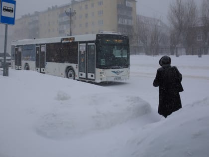 В Южно-Сахалинске с 19:00 прекратят ходить автобусы