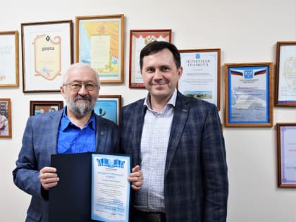 Главному редактору газеты "Южно-Сахалинск сегодня" Сергею Тараканову исполнилось 70 лет