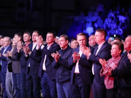 Более 2 тысяч зрителей собрал гала-концерт всероссийского фестиваля «Своих не бросаем» на Сахалине