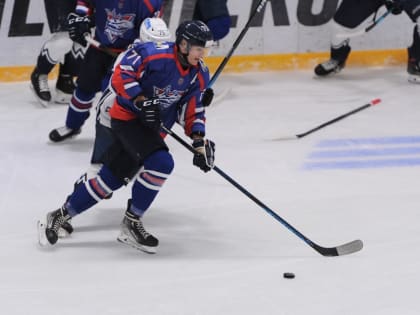 "Сахалинские Акулы" продолжают "радовать" сахалинцев своими поражениями