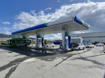 Второй раз за месяц на Сахалине подорожал газ для автомобилей