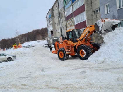 В Корсакове продолжается уборка последствий непогоды