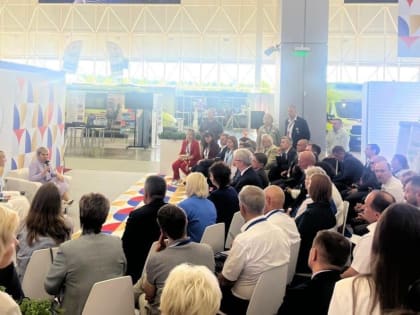 Южносахалинцы в рамках «Муниципального диалога» ВАРМСУ приняли участие в конференции «Комплексная безопасность-2024»