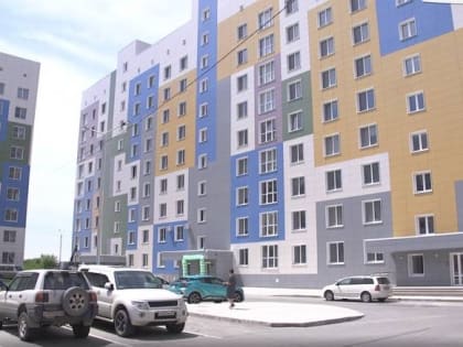 44 семьи из Охинского района получили современные квартиры на юге Сахалина