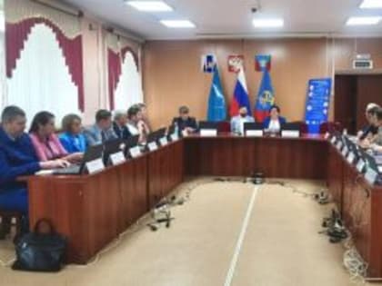В Углегорске прошло шоу для избранных 