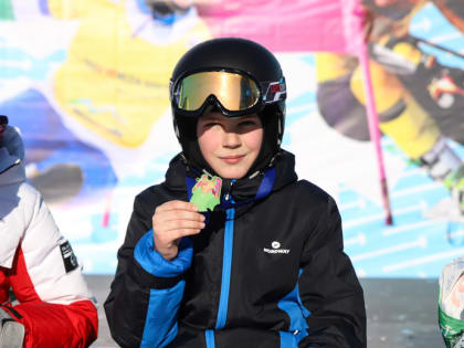 Сноубордисты промчались по следам Софии Надыршиной