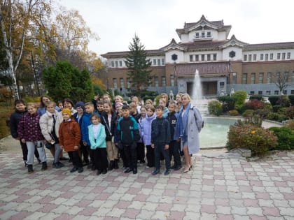 Школьники Южно-Сахалинска изучили историю своего города во время экскурсий
