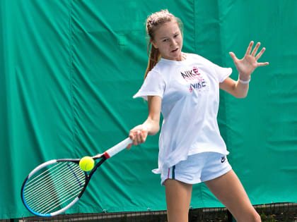 Юная сахалинская теннисистка показала класс на турнире TennisEurope в Испании