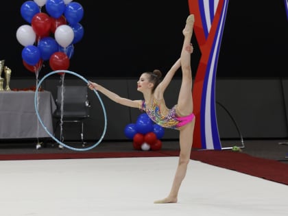 Островные гимнастки выступают на региональных состязаниях