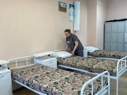 В сахалинском тубдиспансере обновили мебель в палатах и детской комнате