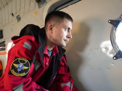 Курильчанина с инсультом в короткий срок доставили санавиацией в Южно-Сахалинск