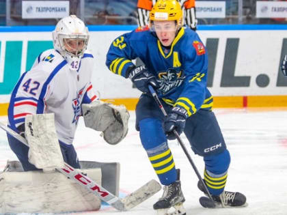 «Сахалинские Акулы» не смогли победить «Атлант»