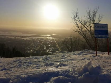 Солнце, ветер, кое-где снежок: погода на Сахалине и Курилах 25 марта