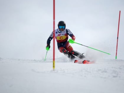 Островные горнолыжники занимают второе место на Кубке России