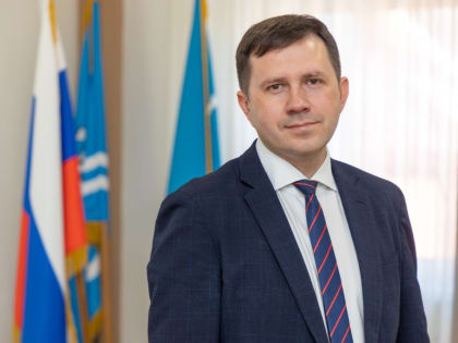 Поздравление председателя Городской Думы Южно-Сахалинска Олега Логачёва с Днём России