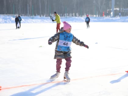 «Лёд надежды нашей» собрал 100 конькобежцев
