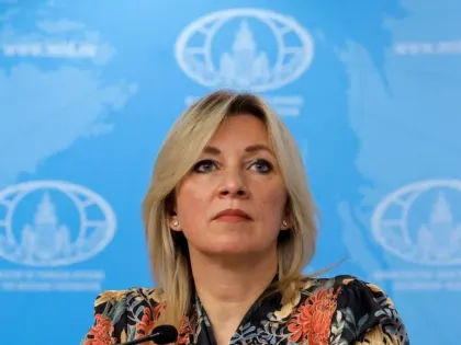 «Вот такая западная демократия»: Захарова ответила на угрозы Туска премьеру Венгрии