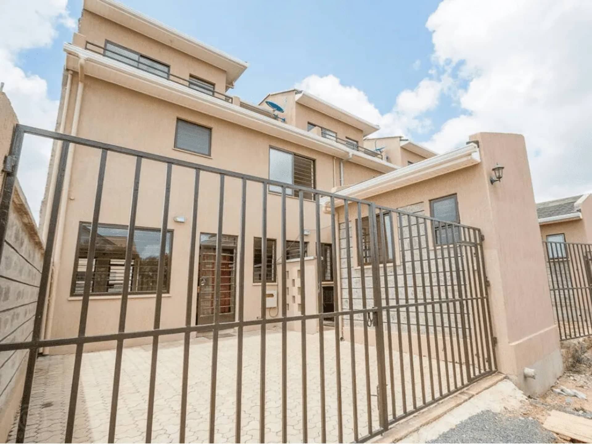4 BEDROOM MAISONETTES FOR SALE IN SYOKIMAU FROM KES 15 MILLION