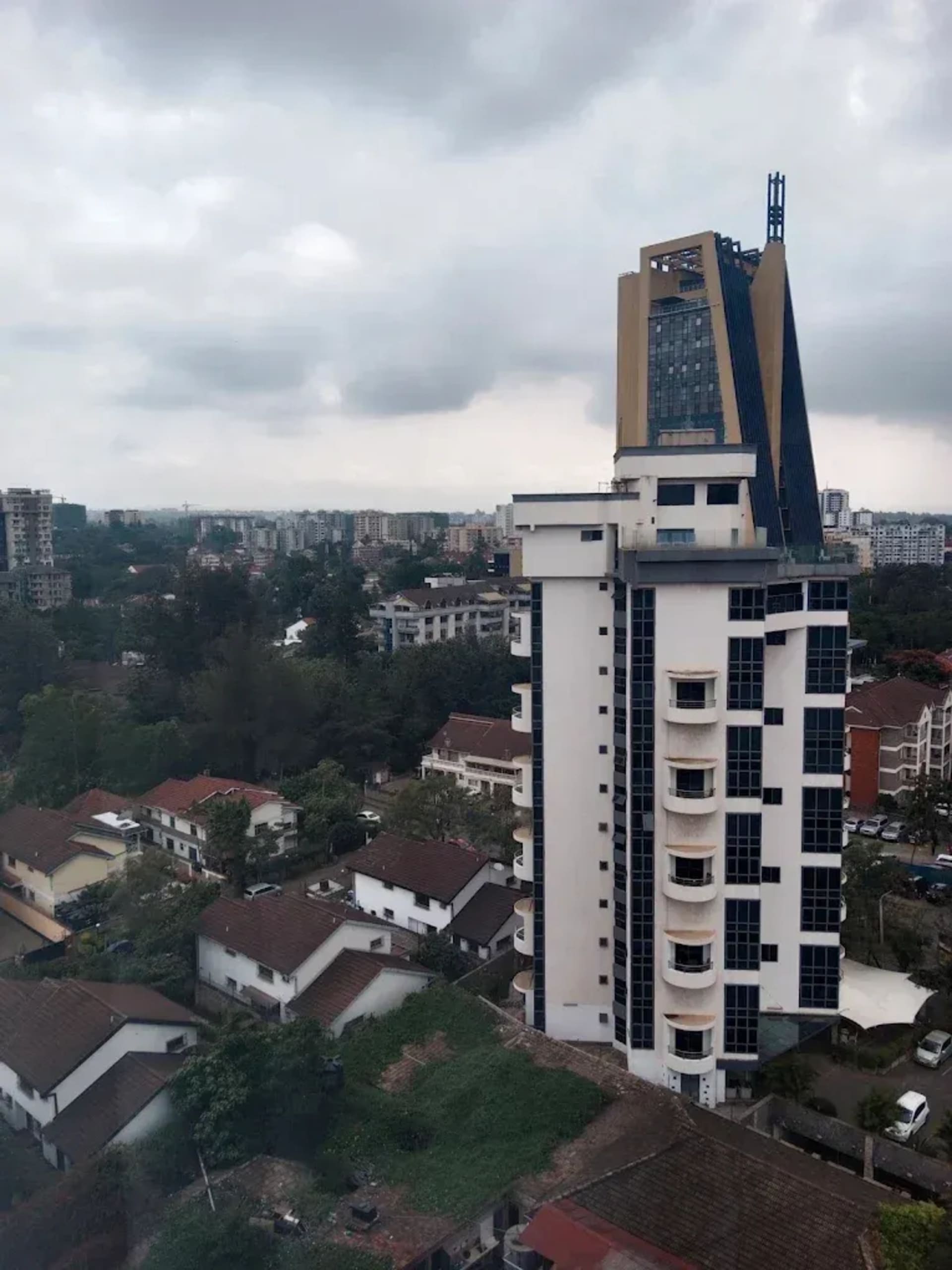 3 BEDROOM APARTMENT FOR SALE IN KILIMANI FROM KES 15.5 MILLION 3 BEDROOM APARTMENT FOR SALE IN KILIMANI FROM KES 15.5 MILLION
