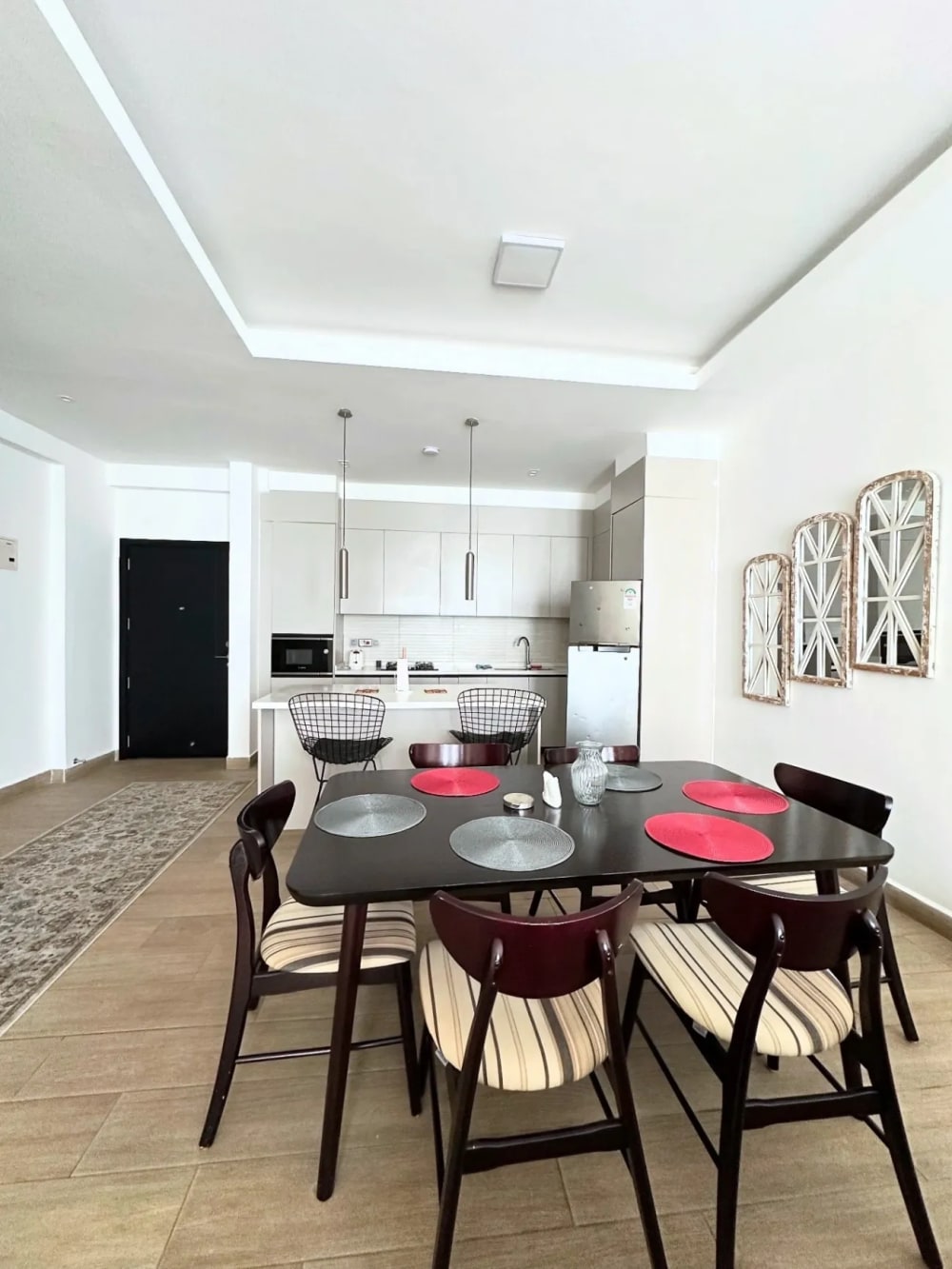 Modern 3-Bedroom Fully Furnished Apartment for Rent in Riverside, from 230,000 KES/month 6
