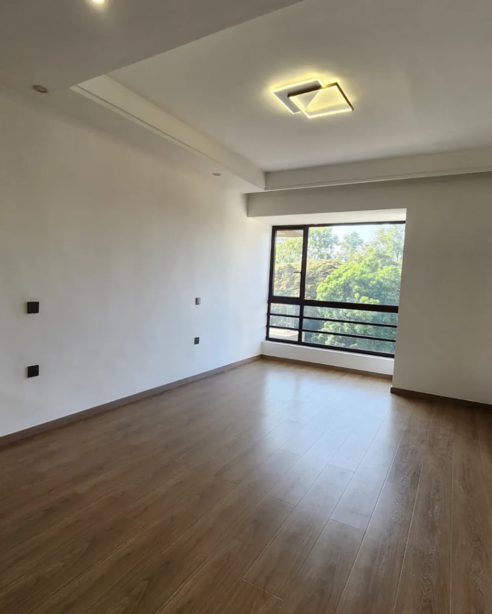 3 Bedroom Apartment for Rent in Riverside One Apartment along Riverside Drive 8