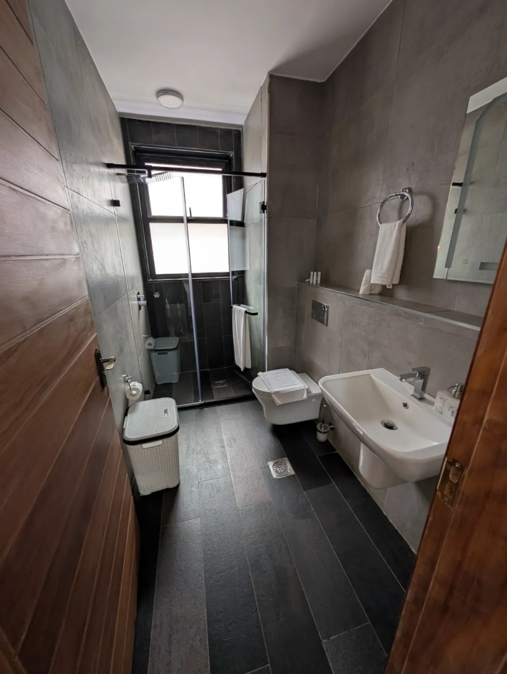 2 BEDROOM APARTMENT TO LET IN WESTLANDS FROM KES 120,000 PER MONTHLY 8