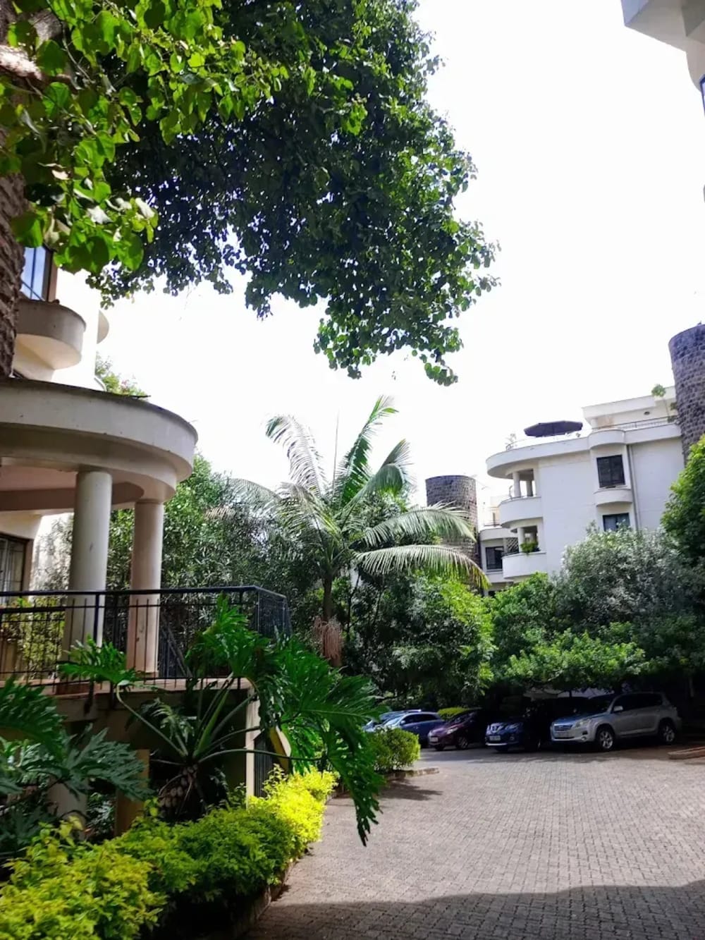 4 BEDROOM PENTHOUSE FOR SALE IN LAVINGTON FROM KES 35 MILLION 2