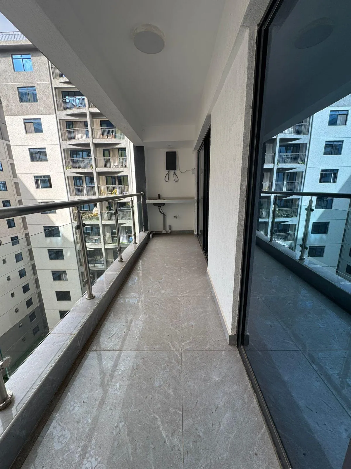 1 & 2 Bedroom Apartments