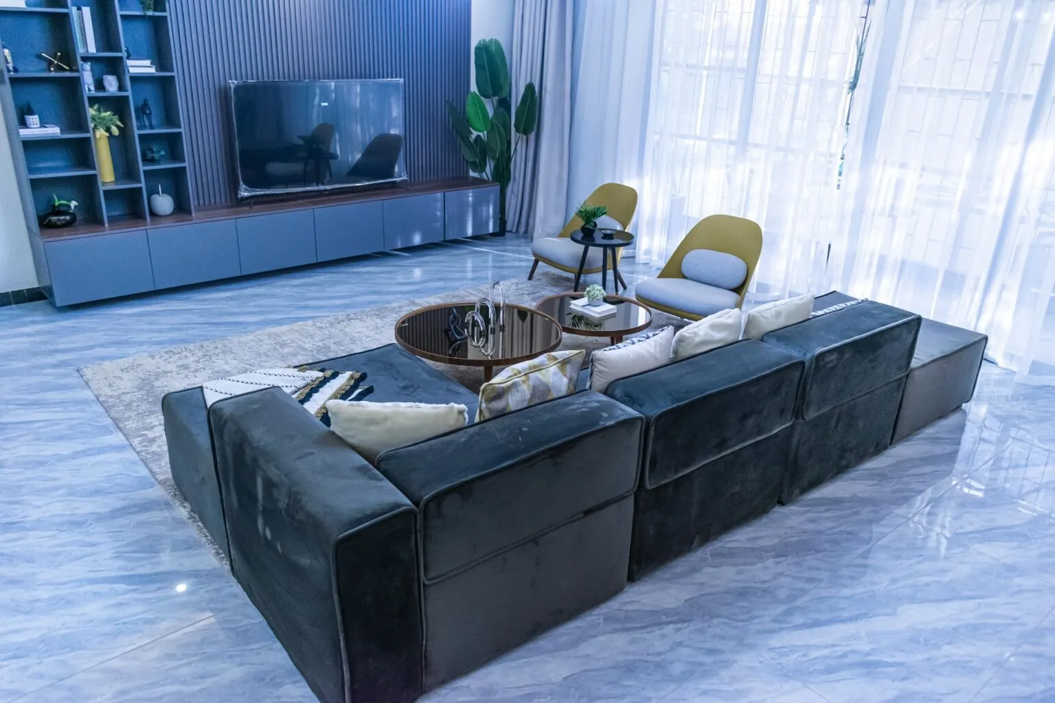4-Bedroom Luxury Apartments-0