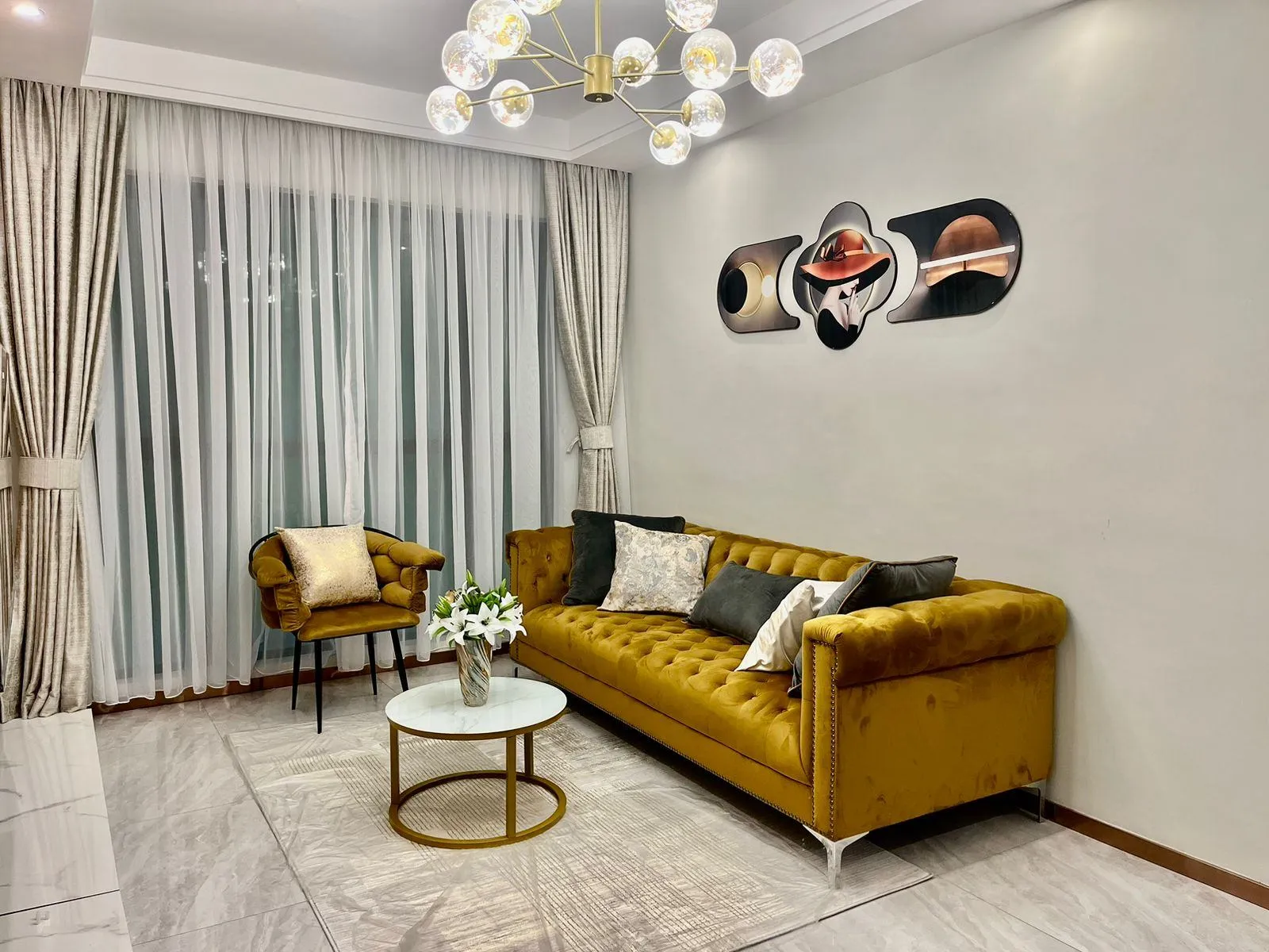 1 & 2-Bedroom Apartments  