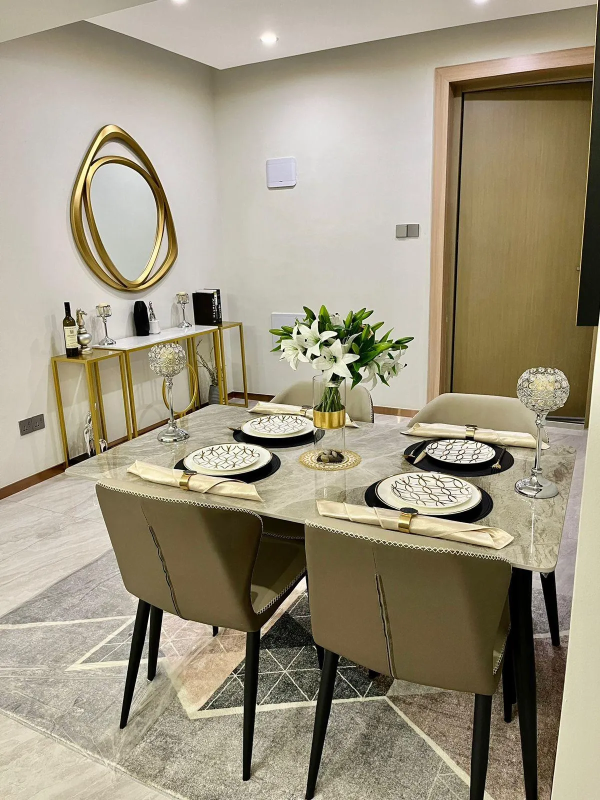 1 & 2-Bedroom Apartments  -3