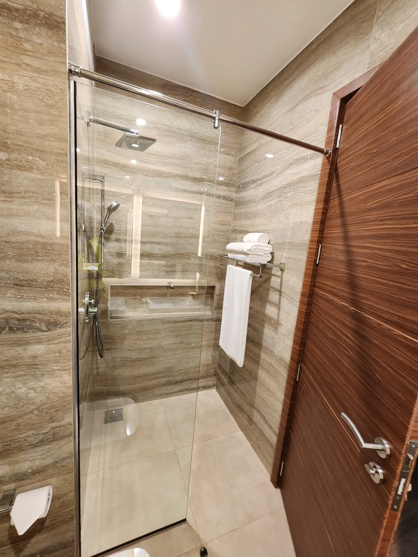 Luxury 2Bedroom Apartments & Penthouses for Sale in Riverside Drive, Westlands – From KES 21.4M 10 Luxury 2Bedroom Apartments & Penthouses for Sale in Riverside Drive, Westlands – From KES 21.4M 10