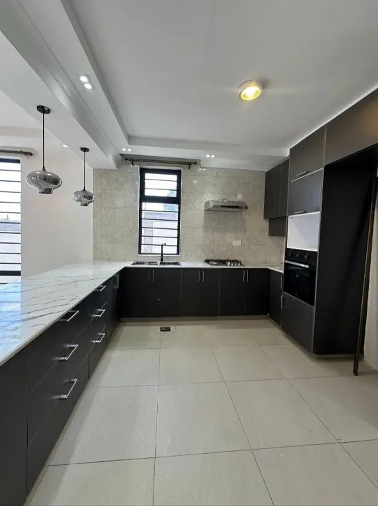 4-Bedroom Townhouses for Sale in Kikuyu, from 19.5 Million KES 8 4-Bedroom Townhouses for Sale in Kikuyu, from 19.5 Million KES 8