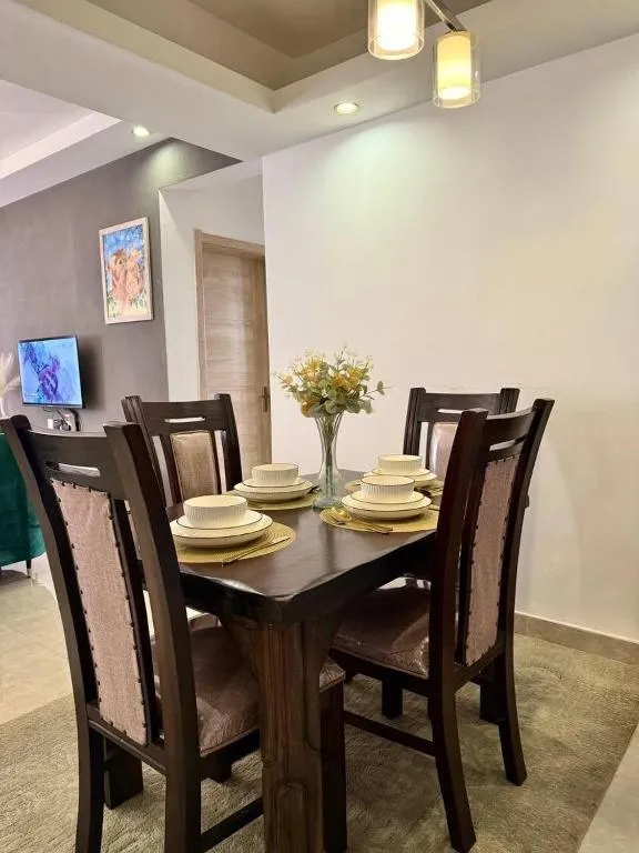 3 BEDROOM APARTMENT FOR SALE IN LAVINGTON, NAIROBI FROM KES 13,000,000 3 3 BEDROOM APARTMENT FOR SALE IN LAVINGTON, NAIROBI FROM KES 13,000,000 3