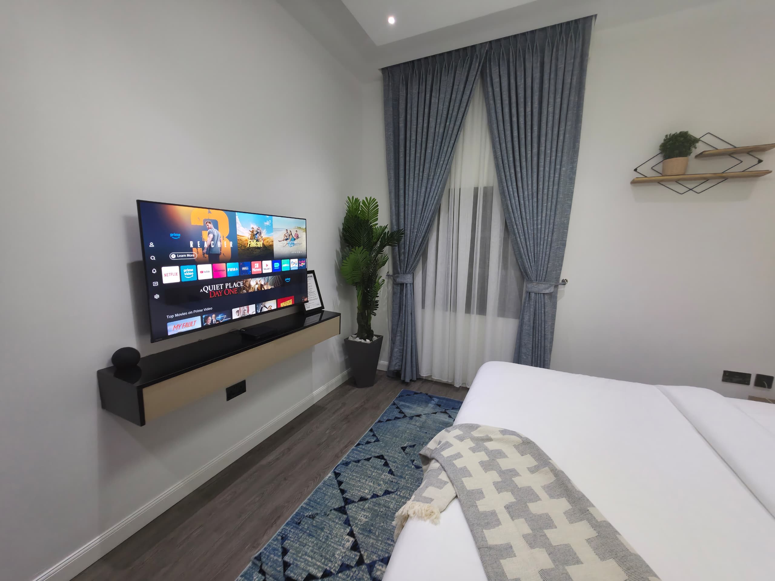 Emporia serviced apartment gallery in Pines and Pebble