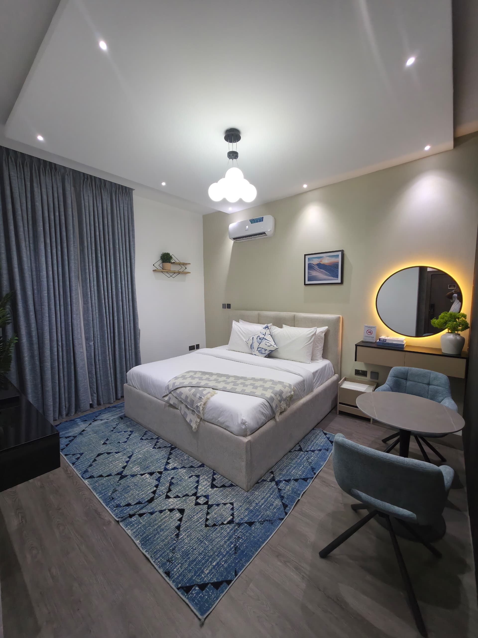 Emporia serviced apartment gallery in Pines and Pebble