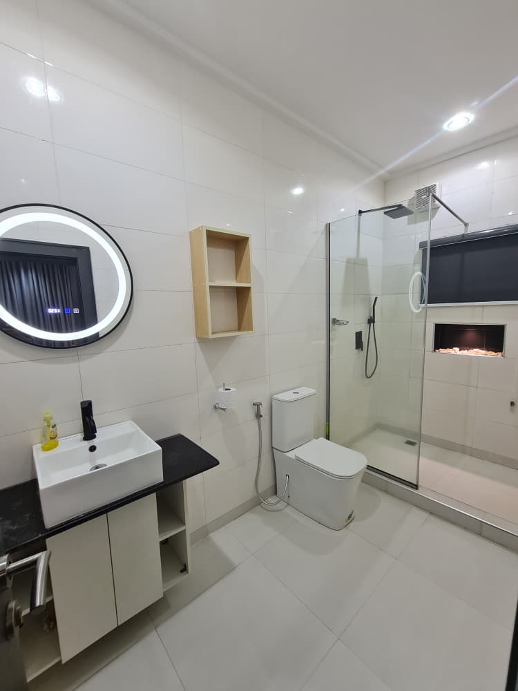 Cuba short let apartment image in Fortress Apartments Gw